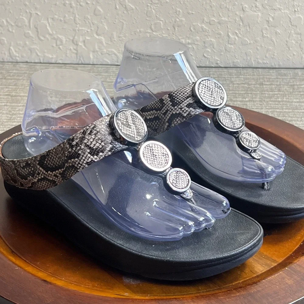 FitFlop Halo Sandals Women Snake Print Toe-Post Comfort Wedge Disc Grey Black 9
